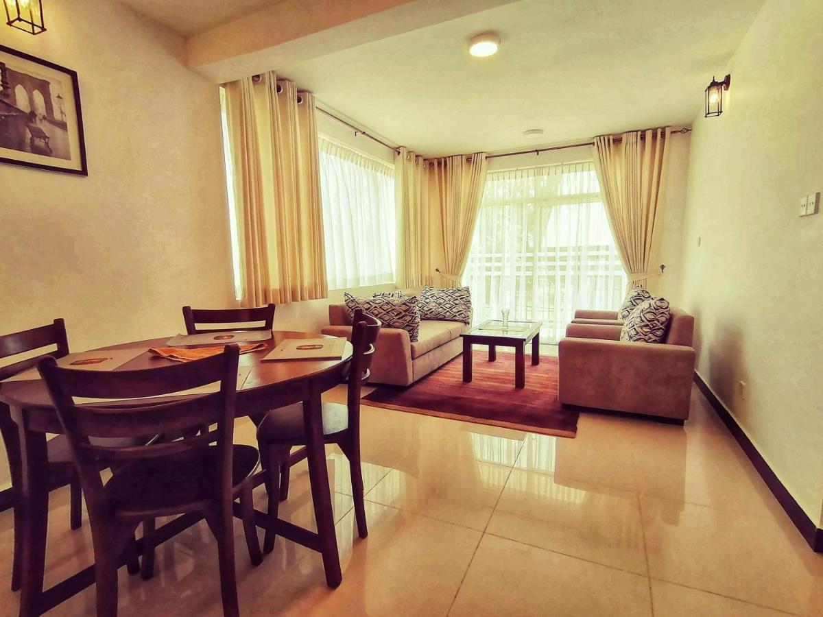 Moon Plains Luxury Apartments นูวาราเอลิยา ภายนอก รูปภาพ