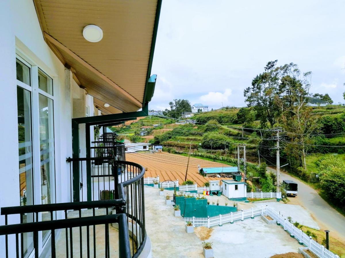 Moon Plains Luxury Apartments นูวาราเอลิยา ภายนอก รูปภาพ