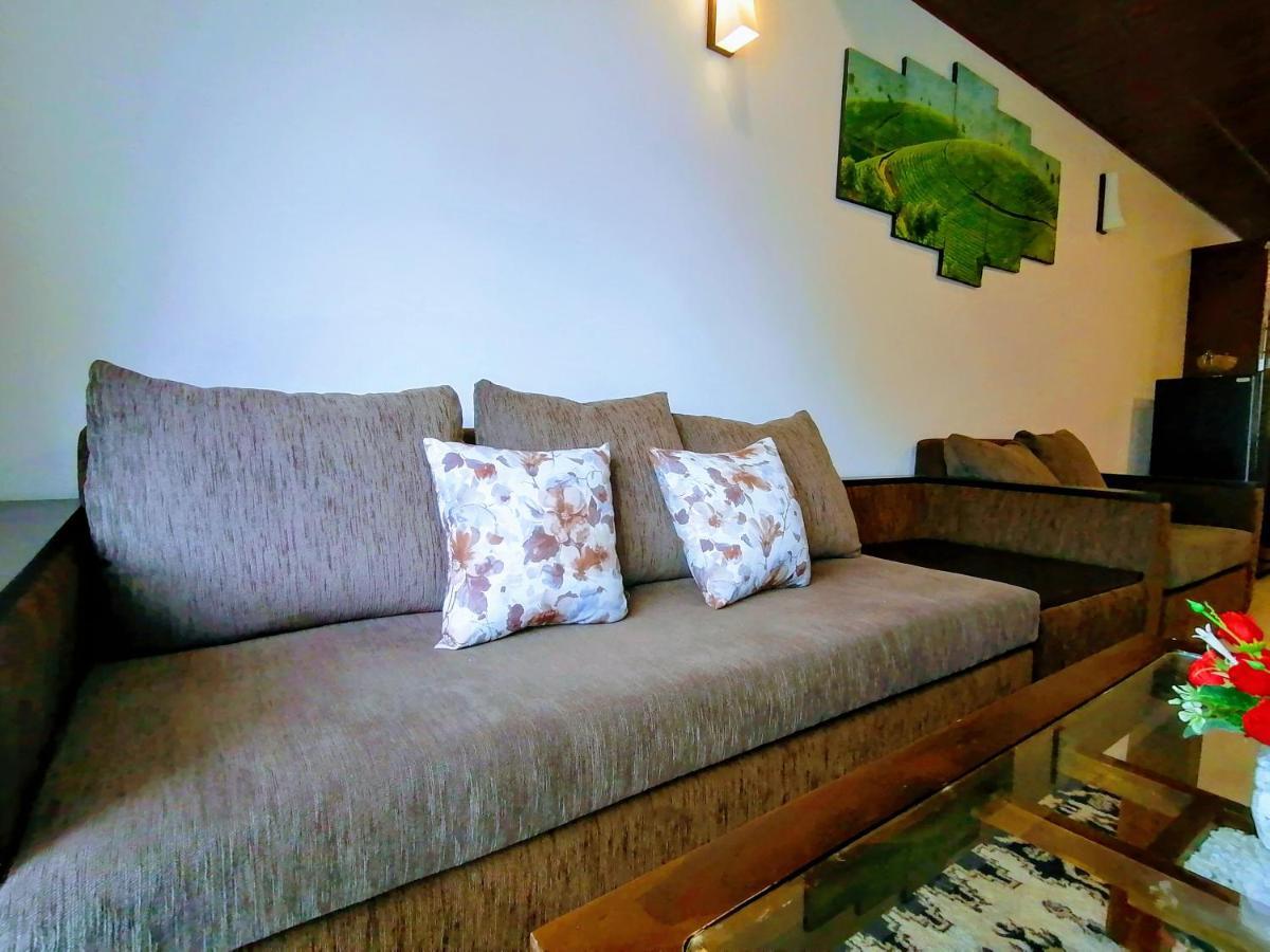 Moon Plains Luxury Apartments นูวาราเอลิยา ภายนอก รูปภาพ