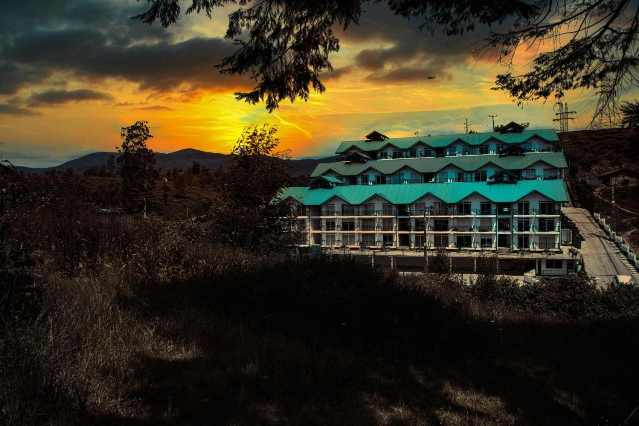 Moon Plains Luxury Apartments นูวาราเอลิยา ภายนอก รูปภาพ