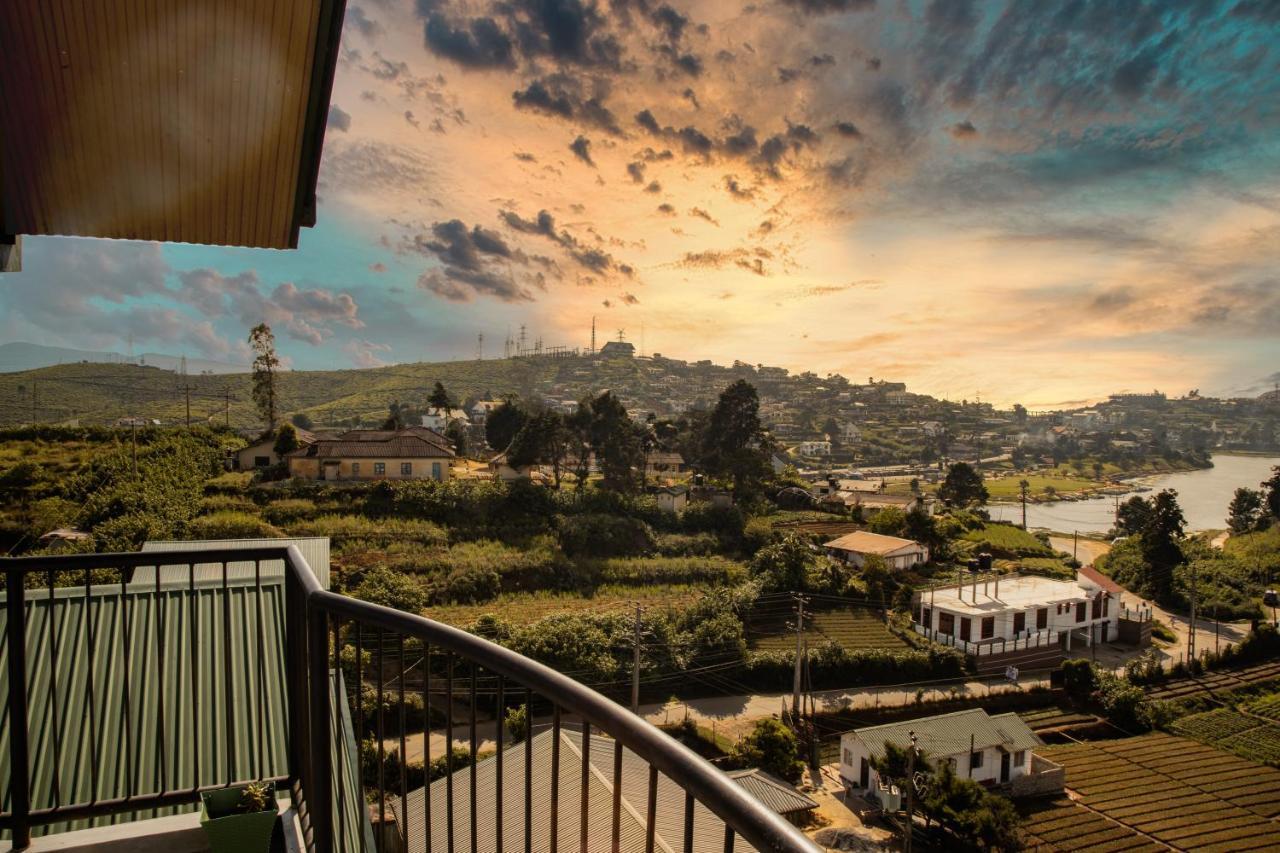 Moon Plains Luxury Apartments นูวาราเอลิยา ภายนอก รูปภาพ
