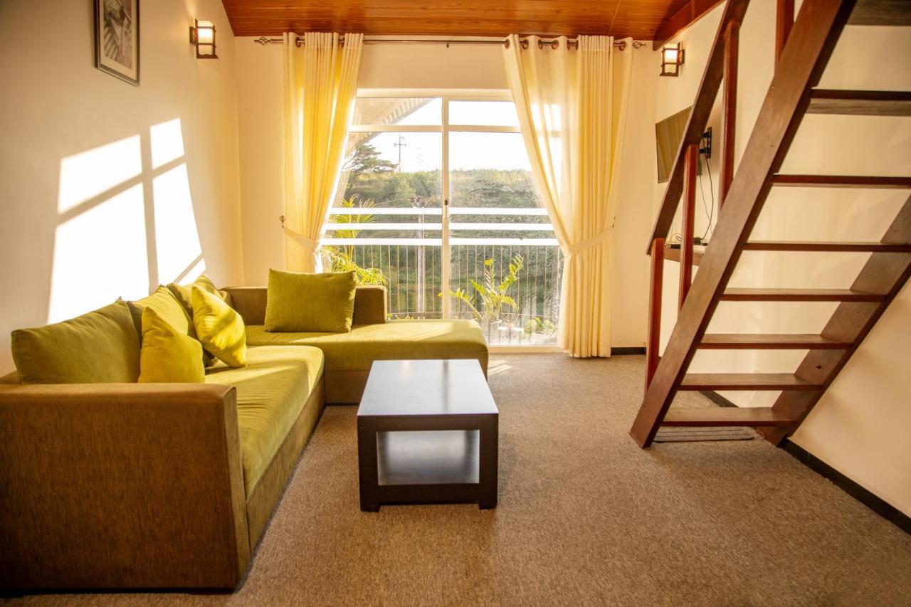 Moon Plains Luxury Apartments นูวาราเอลิยา ภายนอก รูปภาพ