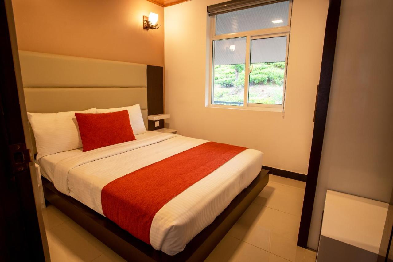 Moon Plains Luxury Apartments นูวาราเอลิยา ภายนอก รูปภาพ